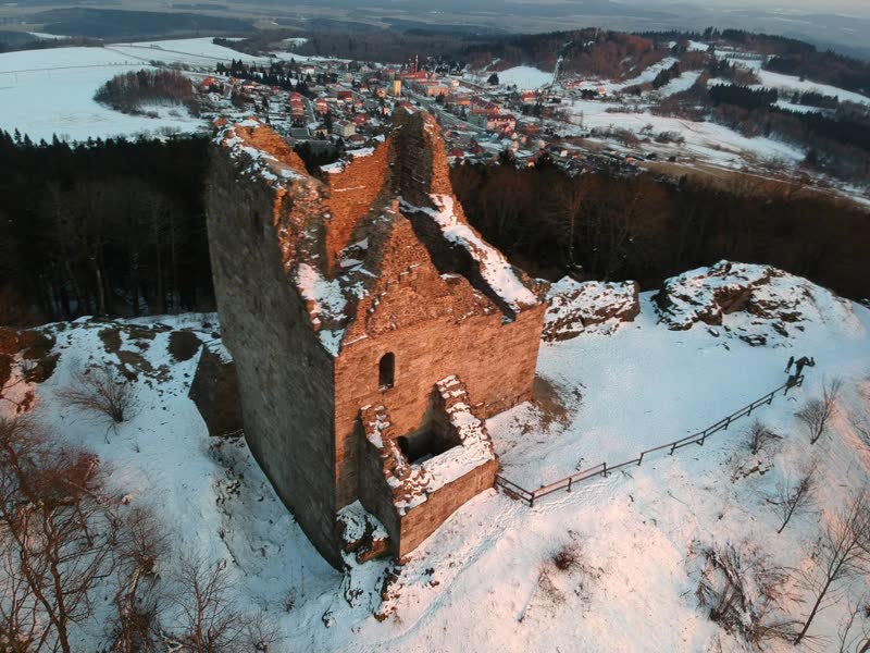Zasněžený hřeben